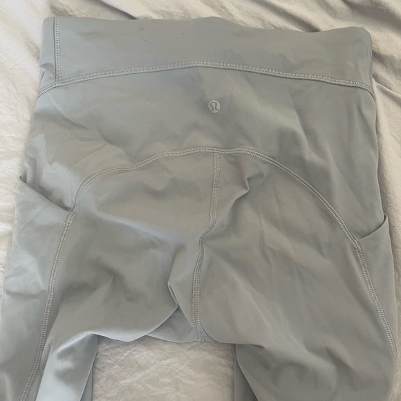 Grey lululemon legging - Picture 3 of 4